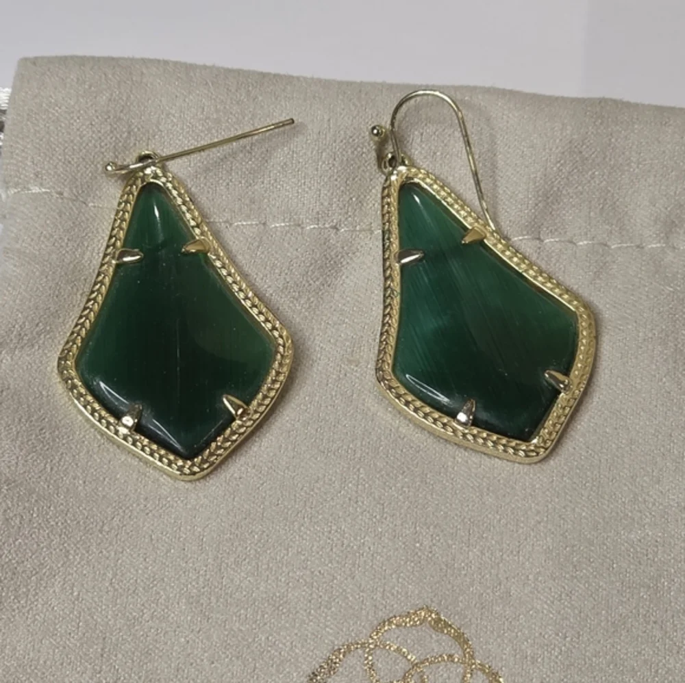 Kendra Scott Alex Simulated‎ Cat's Eye Green Earrings Gold Plated May Birth